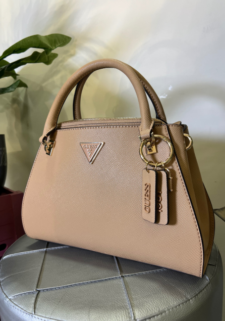 Guess Noelle beige Guess Noelle beige