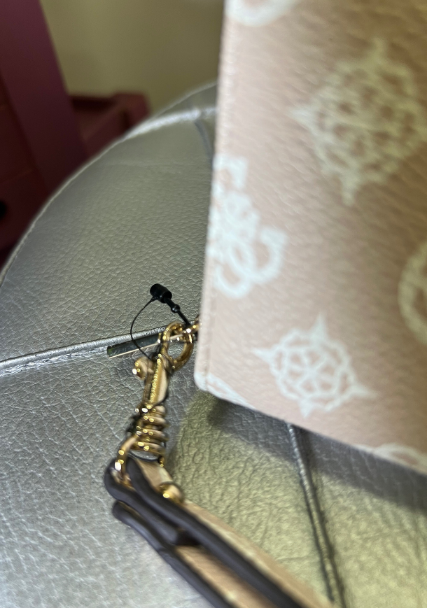 Guess Laurel logo Guess Laurel logo