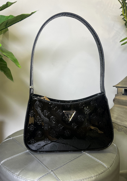 Guess Arena logo vernice Guess Arena logo vernice