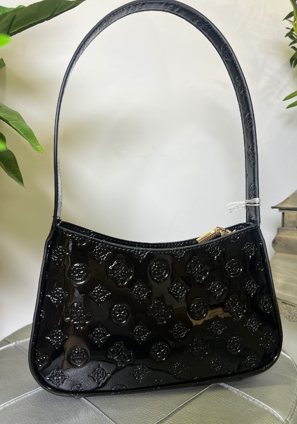 Guess Arena logo vernice Guess Arena logo vernice